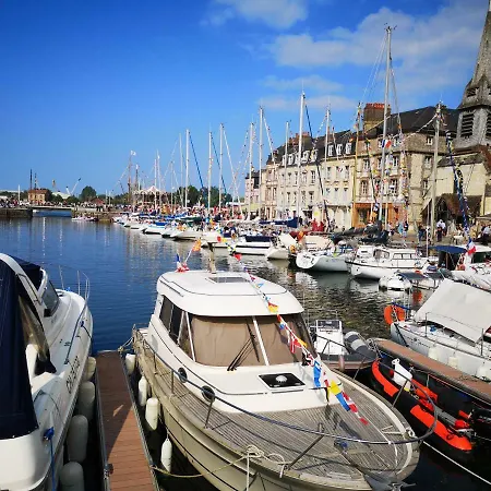 Un Parfum D'embruns Hypercentre Honfleur, Fibre * Онфлёр