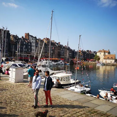 Un Parfum D'embruns Hypercentre Honfleur, Fibre * Онфлёр