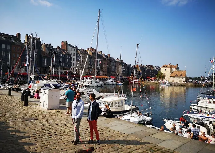 Un Parfum D'embruns Hypercentre Honfleur, Fibre * הונפלר